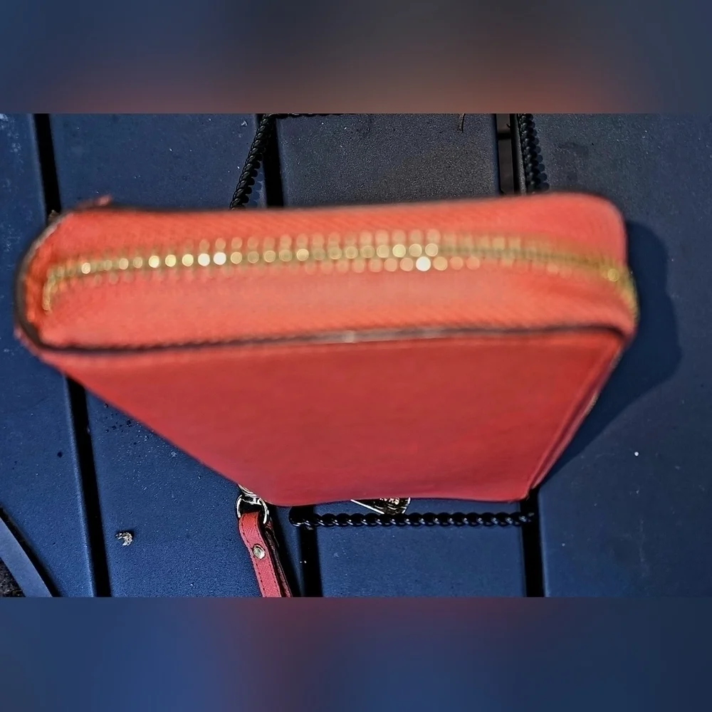 MICHAEL KORS WRISTLET/PHONE CASE